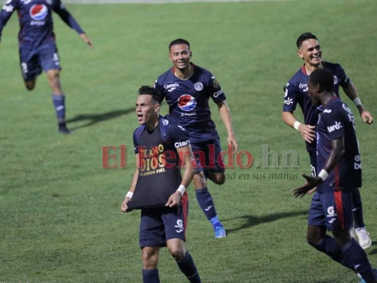 Aniquiló a su exequipo y acercó a Motagua a la 18, las hazañas de Ángel Tejeda