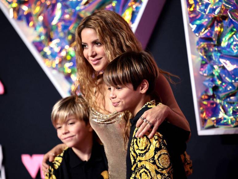 “Gracias a mis hijos por hacerme creer que mamá puede”: Sentido mensaje de Shakira en los MTV VMA’s 2023