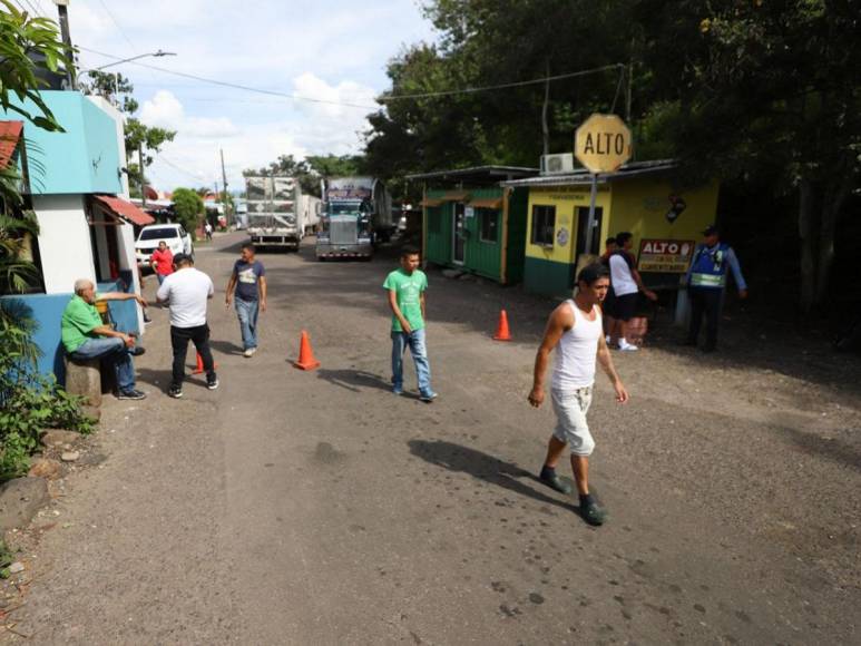 Filas de transporte de carga en fronteras por exigencia de visa