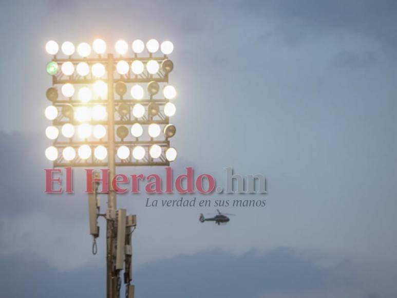 Belleza, seguridad y un estadio vacío en el clásico Motagua vs. Olimpia (FOTOS)