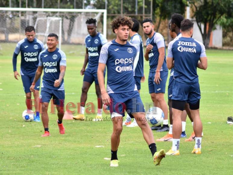 Así saltó “El Nene” Obando al nido de las Águilas Azules (Fotos)