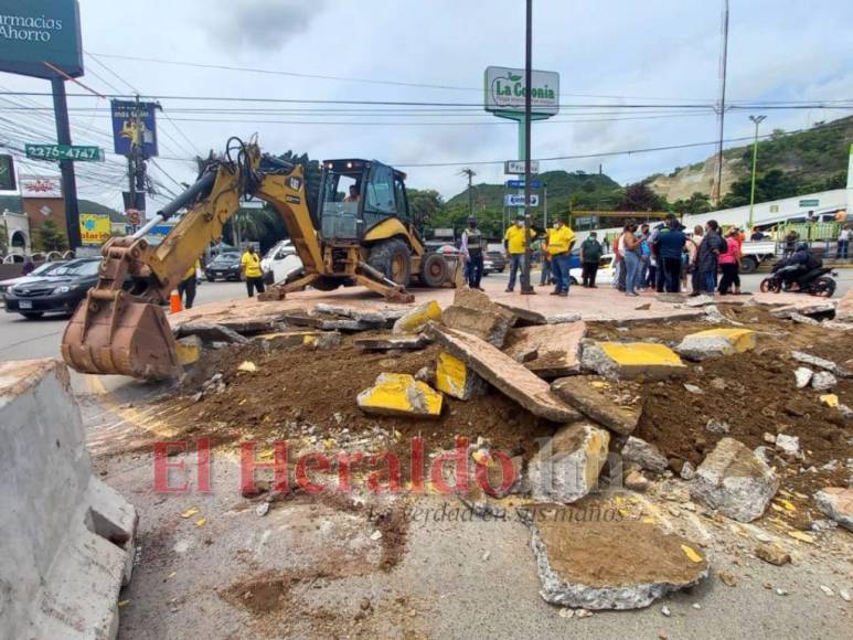 ¿Por qué se destruyó la rotonda de Loarque, en la salida al sur de la capital?