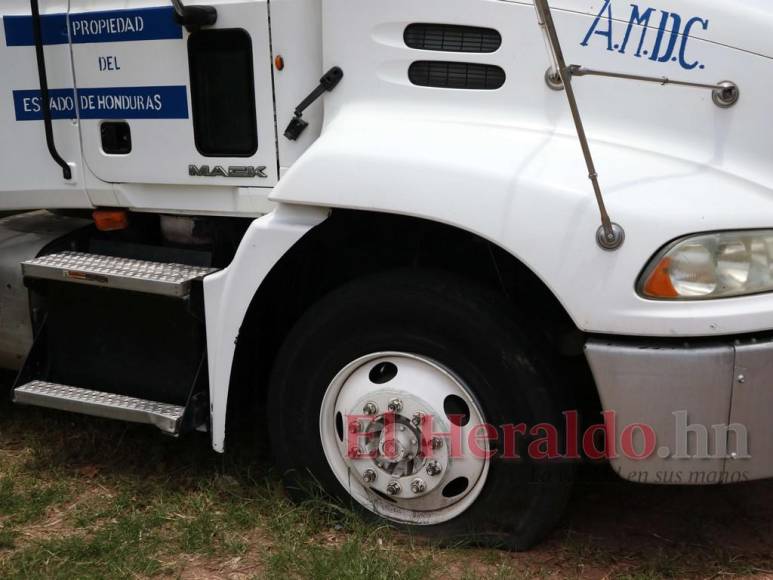 Enorme flota de cisternas en Alcaldía de Tegucigalpa evidencian abandono y descuido