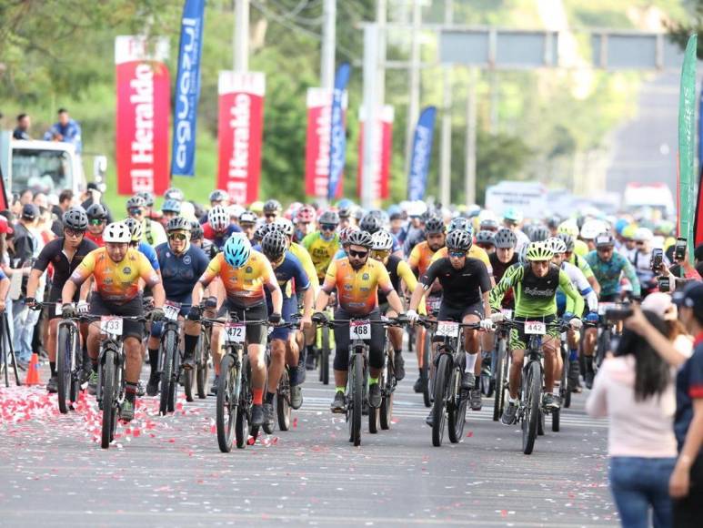 Equipos que destacaron en la duodécima la Vuelta Ciclística 2023