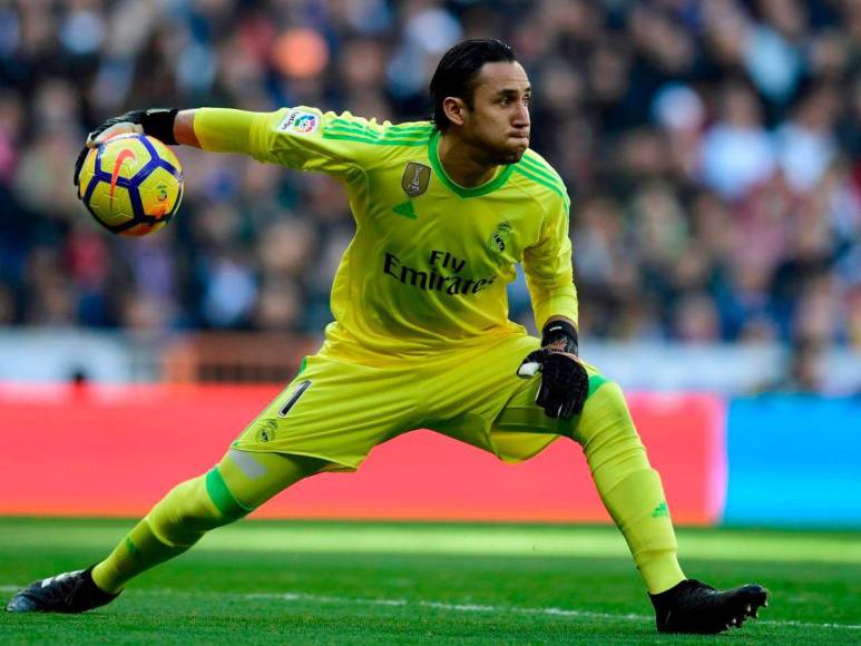 ¿Vuelve Keylor? Real Madrid busca portero ante la lesión de Courtois