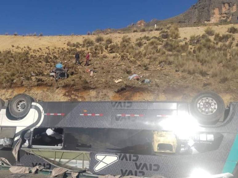 Accidente de bus en Perú: 13 personas muertas y varios heridos