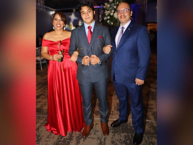 Prom de la Mayan School, una noche para abrazar nuevos sueños