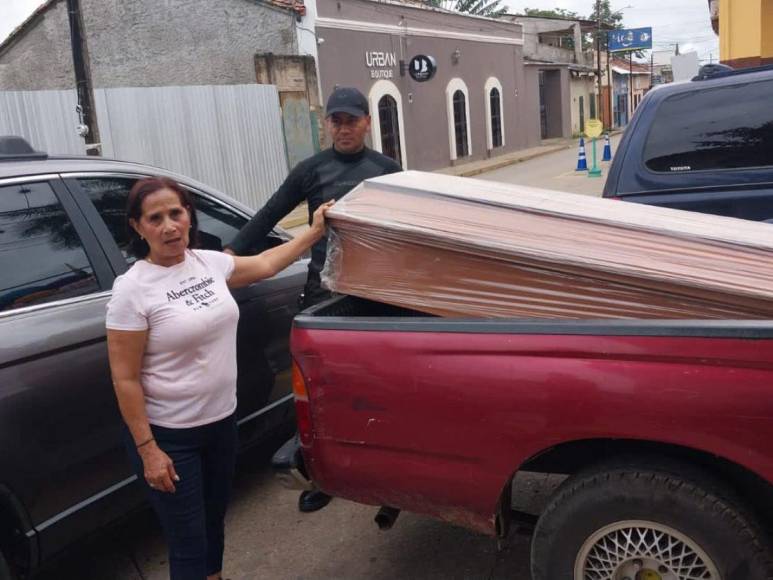 Sostén para su padre y su hijo: Denia, mujer asesinada por su pareja