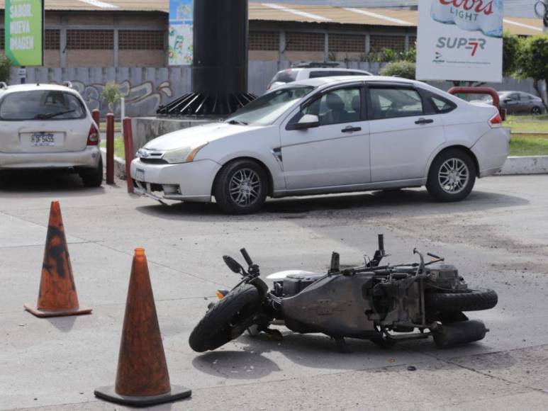 Una mujer muerta y una moto abandonada, lo que se sabe del frustrado asalto en la capital