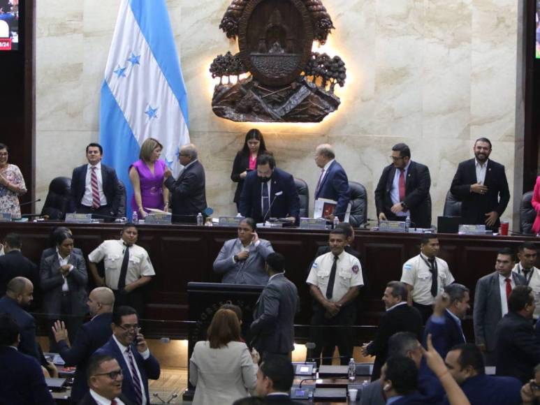 Sin votación para el presupuesto electoral termina sesión del Congreso Nacional