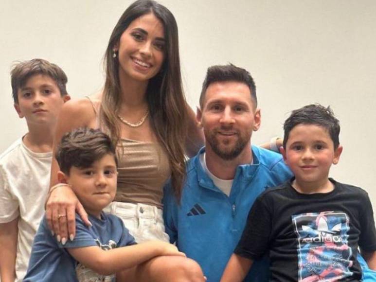 Antonela Roccuzzo y sus tres hijos, el apoyo e inspiración de Messi en la semifinal del Mundial de Qatar 2022