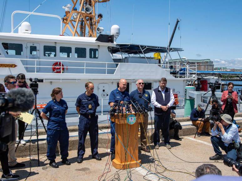 “Pudimos haber sido nosotros”: Empresario y su hijo decidieron no abordar el submarino Titán a último momento