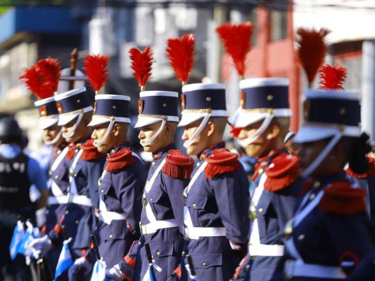 Así fue el desfile de policías y militares durante la celebración de la Independencia de Honduras