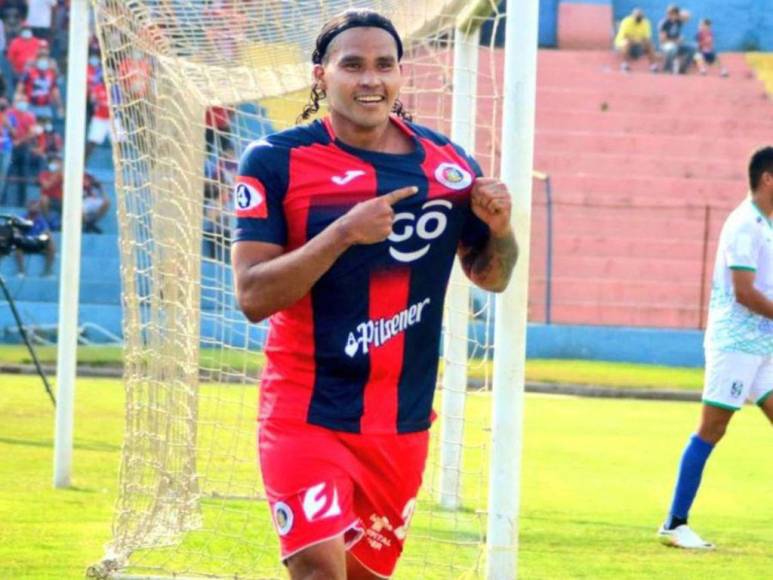 De ser mundialista y bicampeón en México a jugar en Honduras: así ha sido la trayectoria del “Gullit” Peña