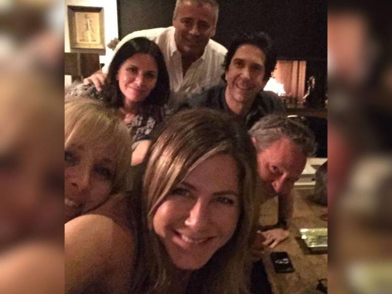 Jennifer Aniston se encuentra devastada por la muerte de Matthew Perry