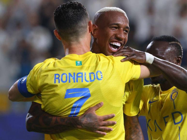 ¡Doblete de Cristiano Ronaldo!, Al Nassr venció al Al Duhail y el astro portugués sigue de fiesta