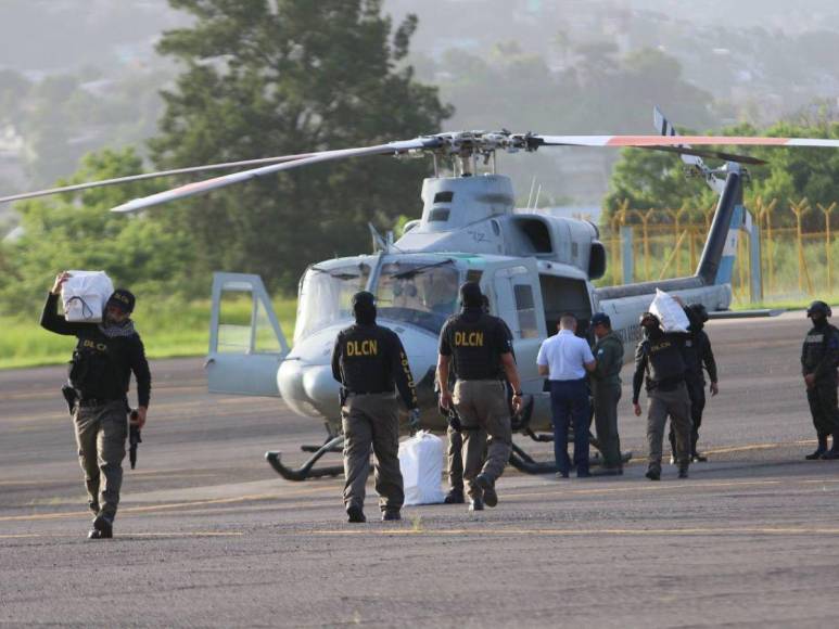 Así fue el traslado de cuatro toneladas de cocaína decomisadas en Caribe de Honduras