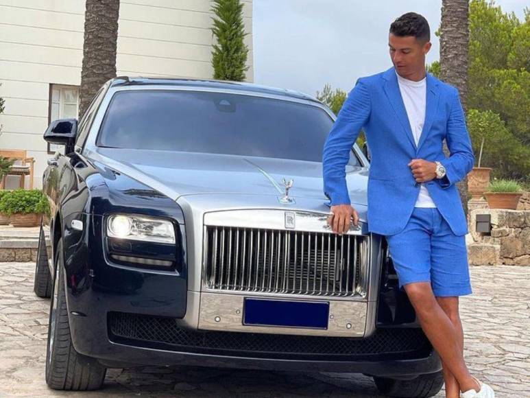 Así es la impresionante y lujosa colección de autos de Cristiano Ronaldo