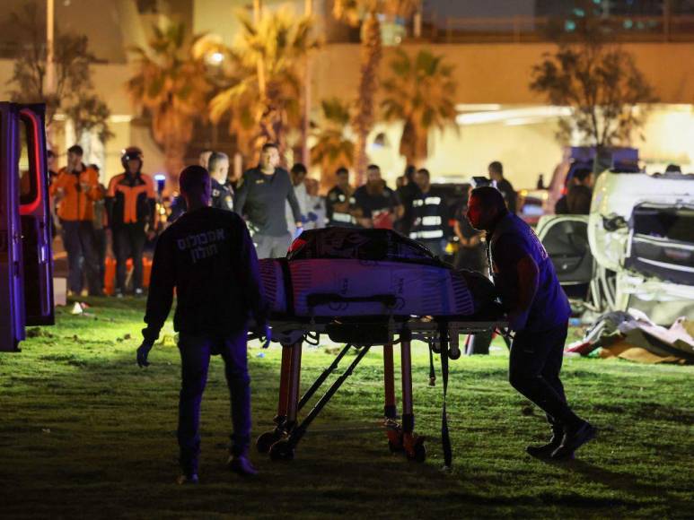 Tel Aviv: las impactantes imágenes del ataque terrorista que dejó un muerto y cinco heridos en Israel