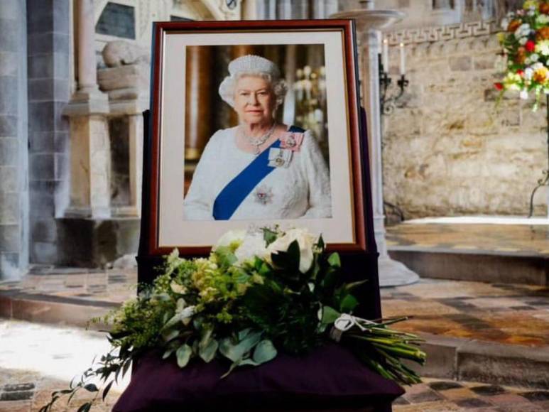 Legado de Isabel II perdura: Reino Unido conmemora su primer aniversario de muerte