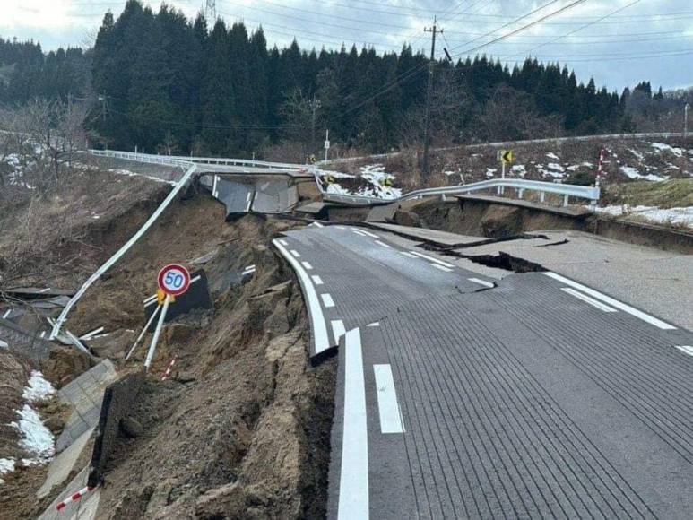 Daños, personas atrapadas y olas de tsunami: Más de 20 sismos sacuden Japón en Año Nuevo