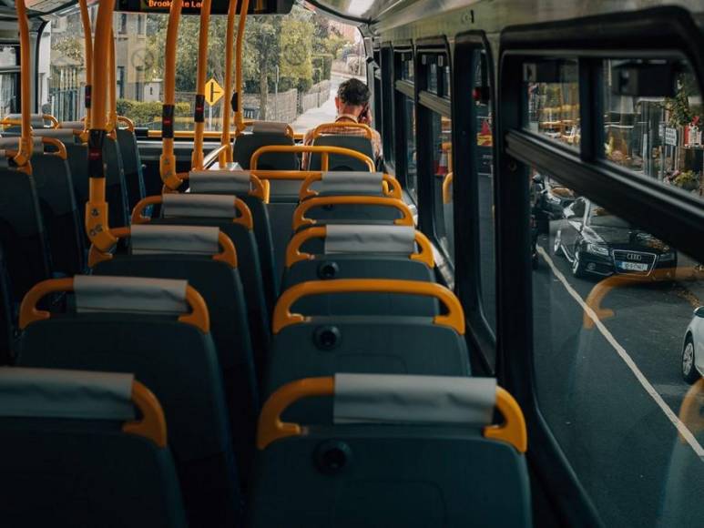 Pago electrónico, transbordo y turnos: el ambicioso proyecto que busca modernizar buses en la capital