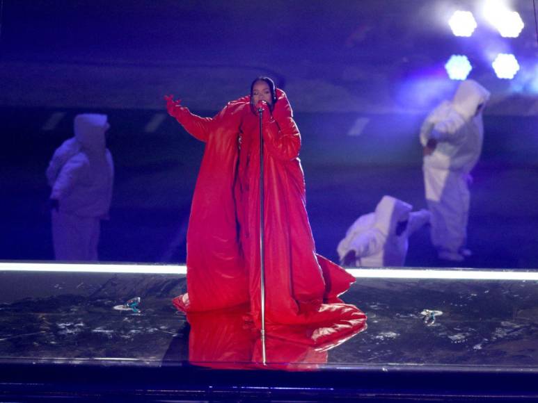 Esto es lo que significó el look premamá de Rihanna en el Super Bowl 2023