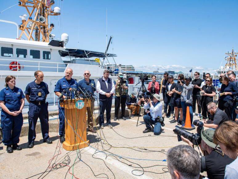 “Pudimos haber sido nosotros”: Empresario y su hijo decidieron no abordar el submarino Titán a último momento