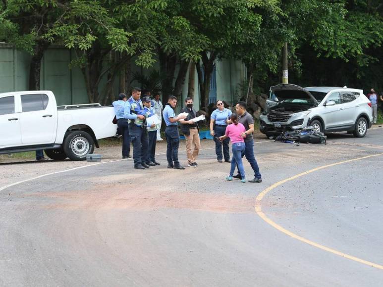 Doloroso momento: familia llega a reconocer a joven que murió en accidente salida a Valle de Ángeles