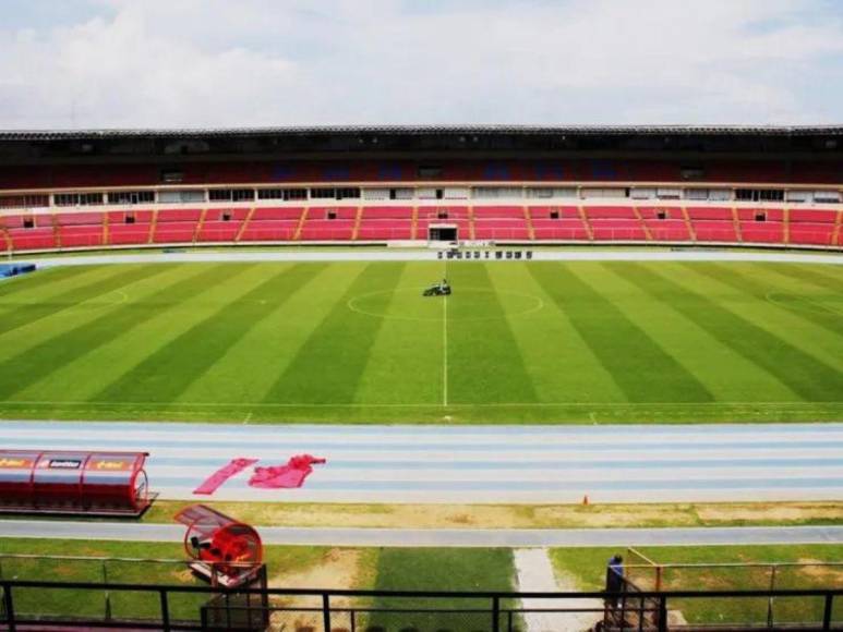 ¡Honduras tiene dos en la lista! Estadios con grama híbrida en Centroamérica