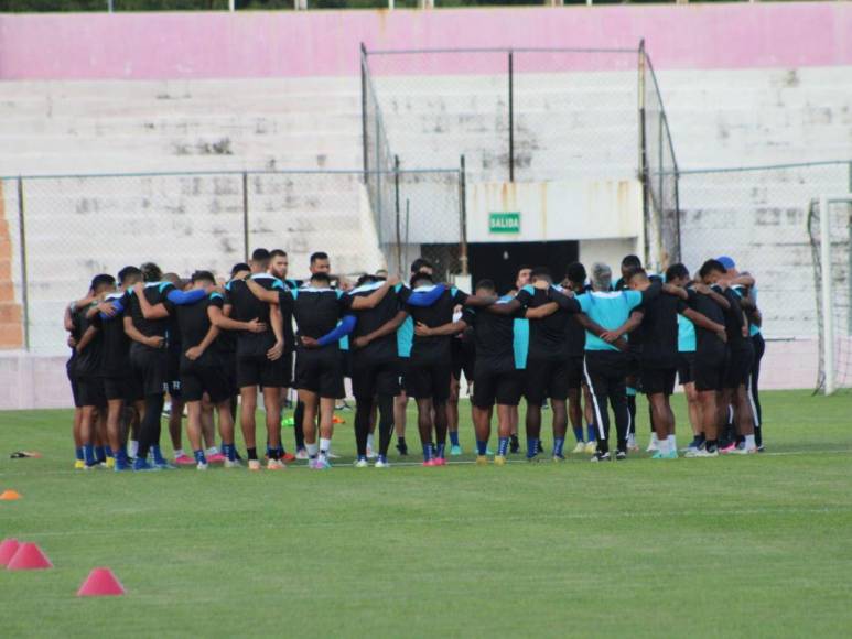 ¡Visita sorpresa! Así fue el entrenamiento de Honduras previo a México