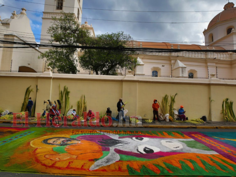 Renovación de la fe: católicos celebran el Domingo de Ramos en la capital