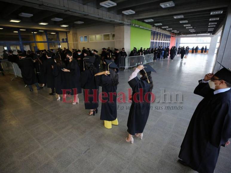 UNAH celebra primeras graduaciones con ceremonia tras dos años de pandemia (FOTOS)