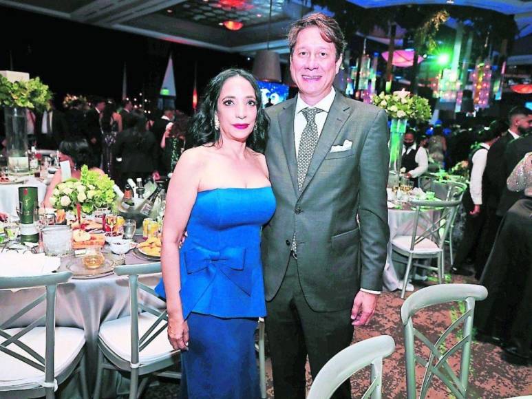 FOTOS: Elegancia y sobriedad en la prom 2022 de la Escuela Americana