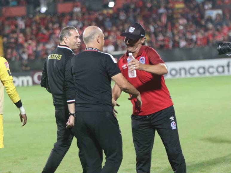 Las mejores imágenes de la final entre el Olimpia y Alajuelense