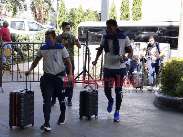 Molestos y sin tiempo para descansar: así llegó la Selección de Honduras tras estar varada en Curazao