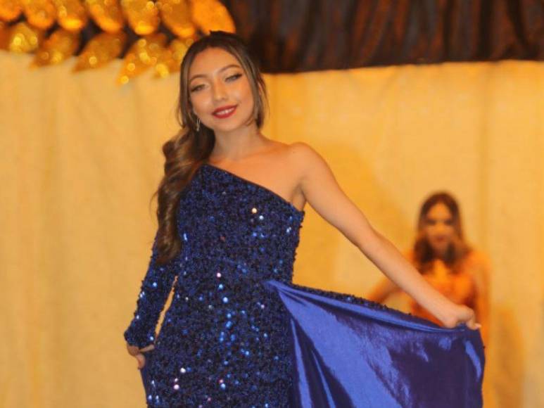 ¡Elegantes! Candidatas a la “Chica del Comercio 2023” derrochan belleza con vestidos de gala