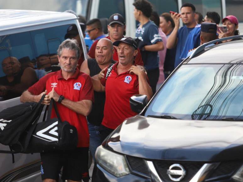 Olimpia fue agredido por barra de Motagua en su llegada al Nacional