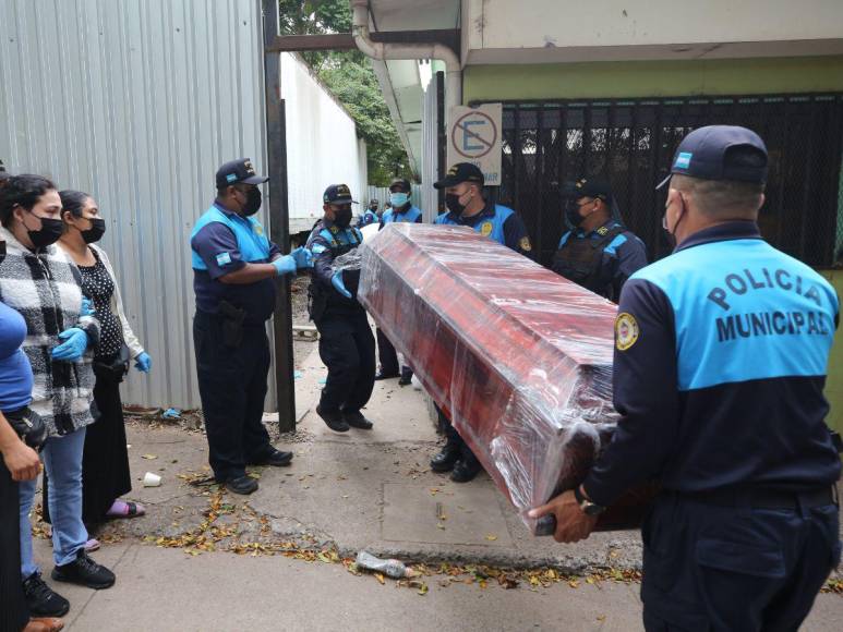 Tras dos días, entregan cuerpos de víctimas de incendio en Ciudad Lempira