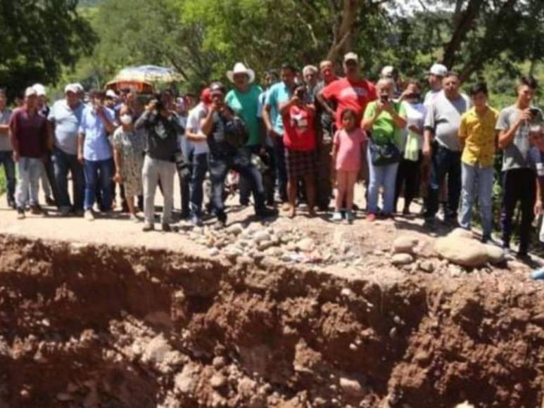 Visitó albergues y varias zonas afectadas: así fue el recorrido de Xiomara Castro en la zona norte