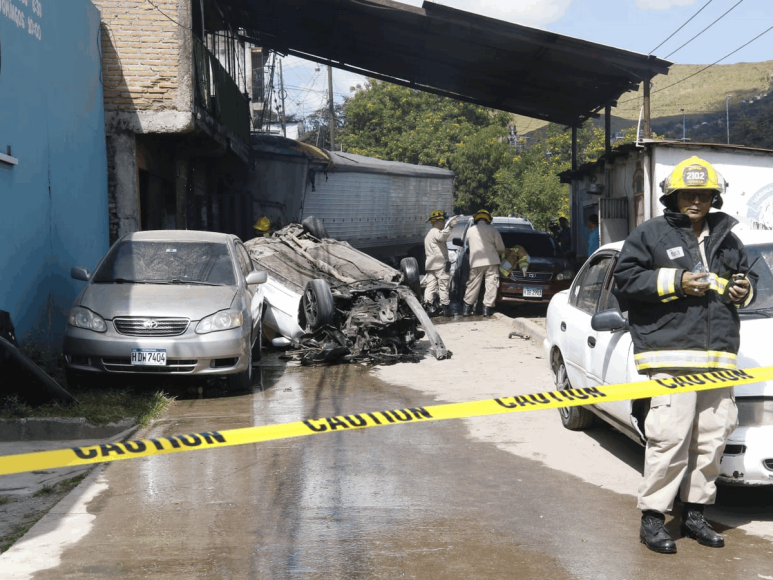 Luto y destrucción: impactantes fotos del choque de una rastra en El Carrizal