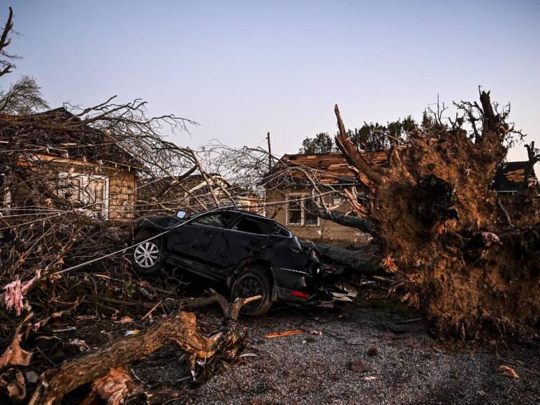 Impactantes fotos que muestran la destrucción causada por tornados en Misisipi