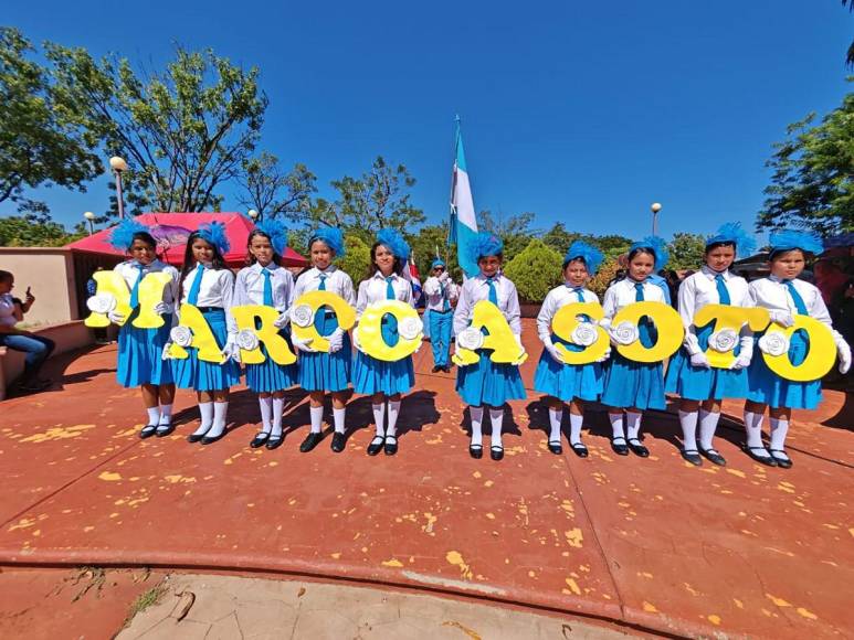 Niños de Marcovia, Choluteca, celebran Independencia Patria