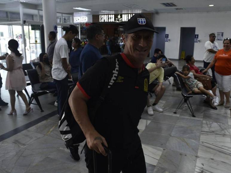 Algarabía en el Villeda Morales con la presencia del Olimpia rumbo a México