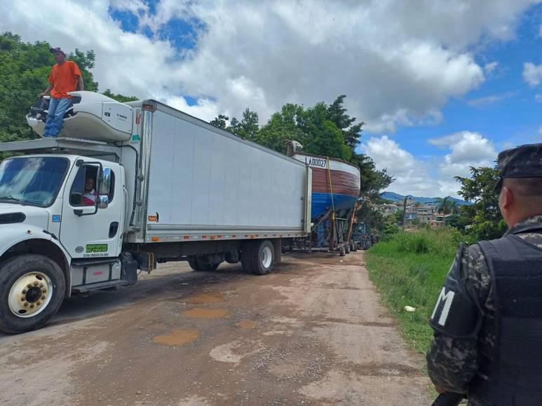 “¡Y se marchó!”: Así fue la odisea para mover a Rosalinda, el velero de El Reparto