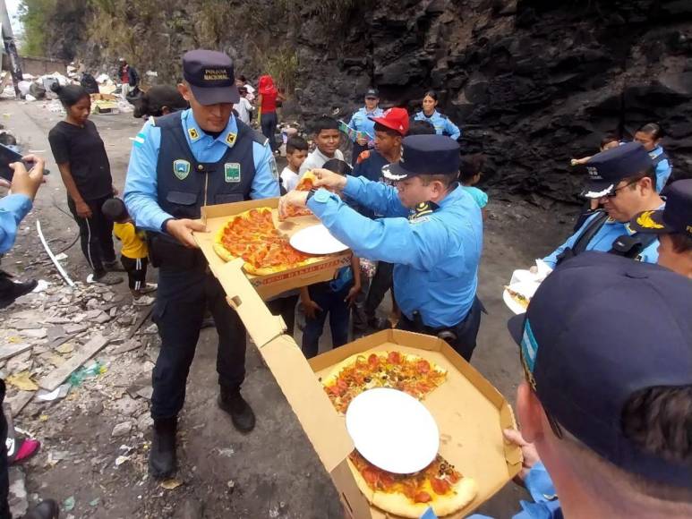 Policía Nacional le celebra el Día del Niño a menores que recolectan basura