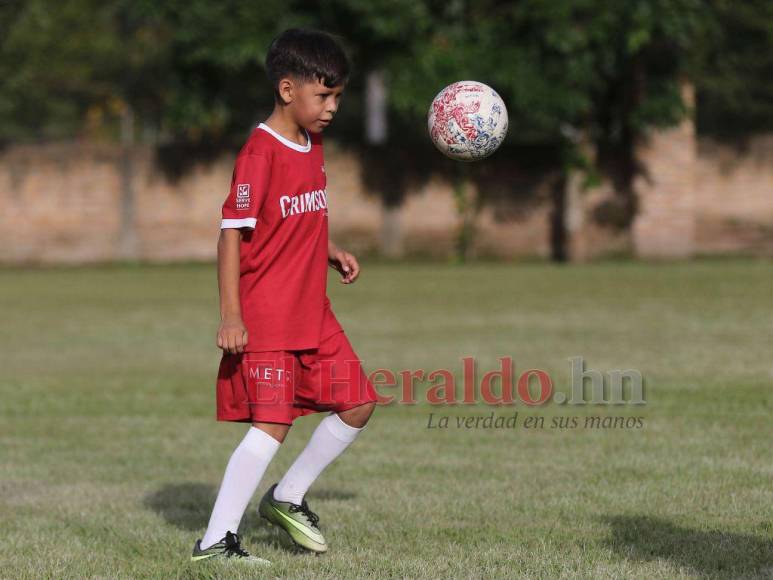 Servicio a la comunidad y formación de talentos: Así son los trabajos en Meta Academia Deportiva, proyecto de Irvin Reyna en Siguatepeque