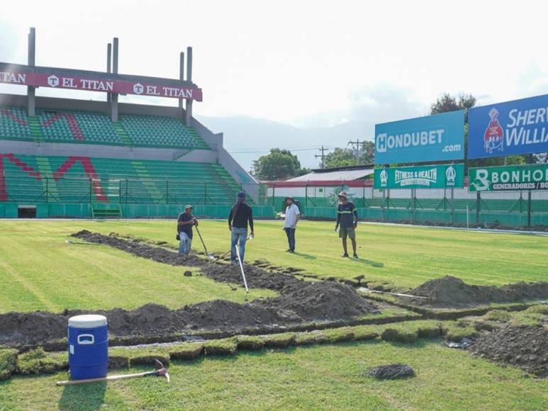 Marathón sorprende con reparación de cancha del estadio Yankel Rosenthal