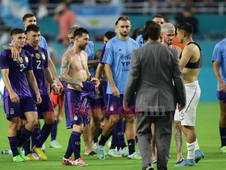 ¿Quién se llevó la camiseta de Messi? Lo que no se vio de la goleada de Argentina sobre Honduras