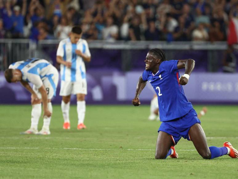 Así fue el zafarrancho entre Francia y Argentina tras el final del partido